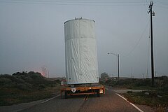 The Jason-2 transportation and erection at Vandenberg, the June 9, 2008.